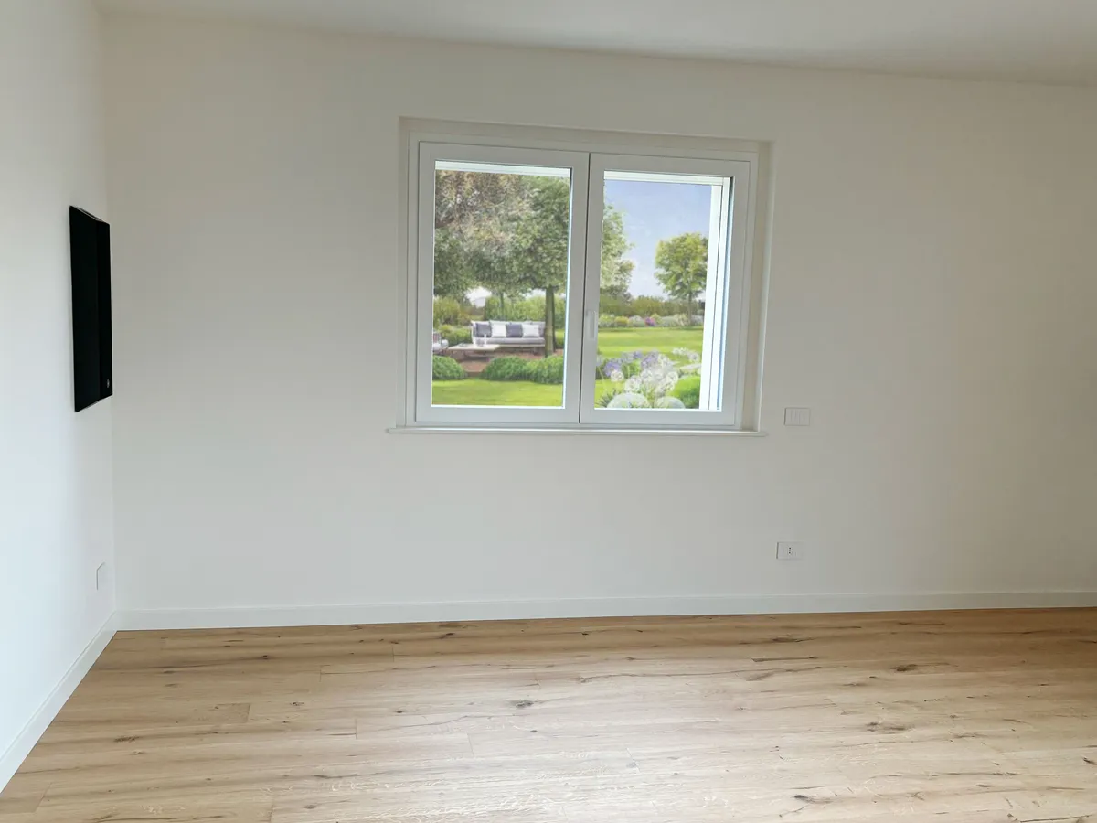 Finestra in alluminio per camera da letto abitazione