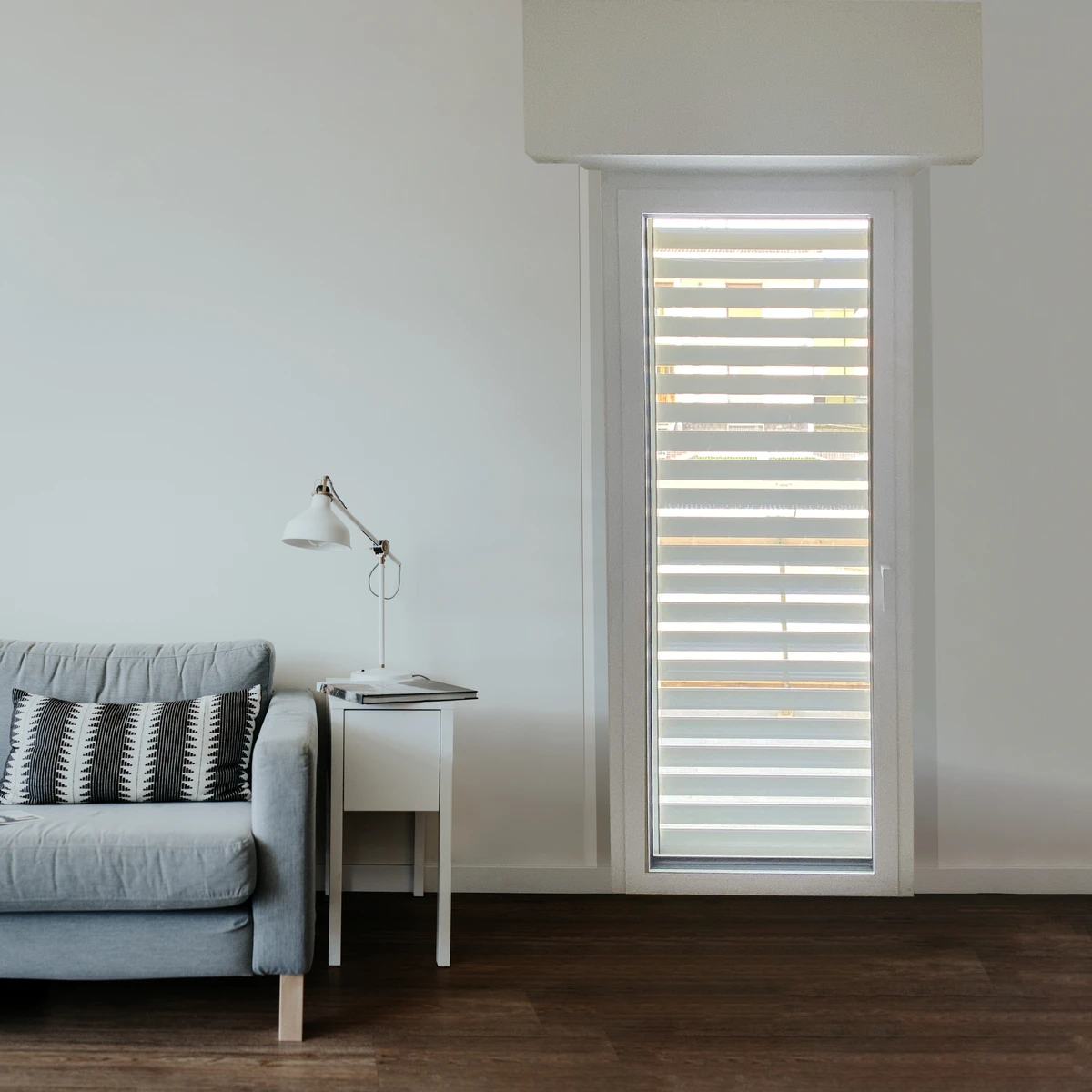 Porta finestra in alluminio caratterizzata da comfort in tutte le stagioni dellanno